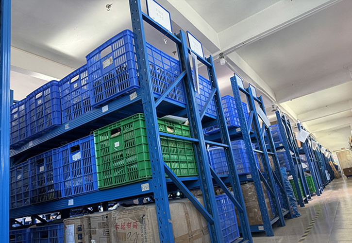 Guangzhou Guanna Auto Parts Trading Co., Ltd. manufacturer production line