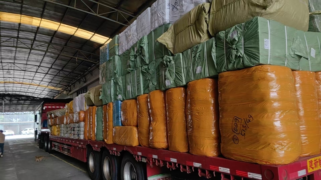 Guangzhou Guanna Auto Parts Trading Co., Ltd. manufacturer production line