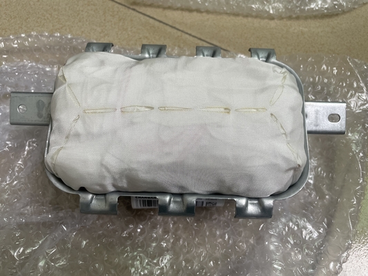 Good price  OEM Passenger Airbag Assembly For ChangAn Lamore Silver And White Color  online