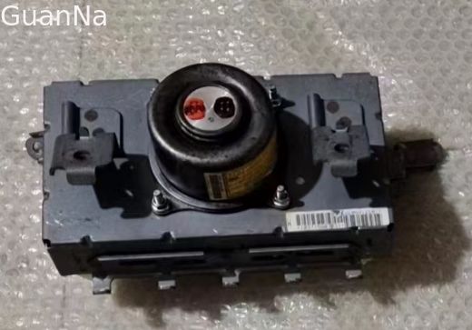 Original Passenger Airbag Assembly for Toyota Reiz (2005-2009) with Dual-Stage Inflator and Silver Cover