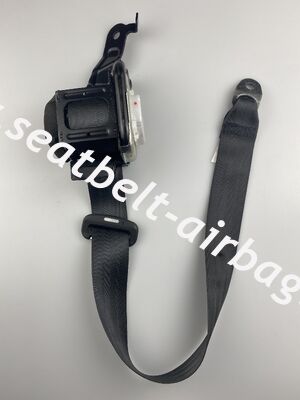 Un buon prezzo. Cintura di sicurezza a tre punti per Honda Accord 11 in linea